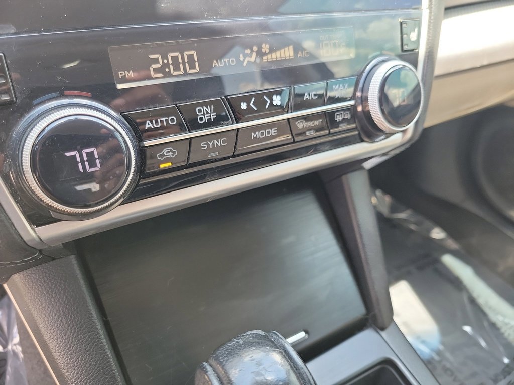 Used 2019 Subaru Outback 2.5i Premium image 32