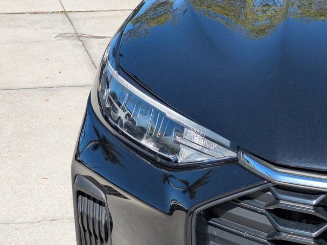 Certified 2023 Ford Escape ST-Line AWD/4WD image 10