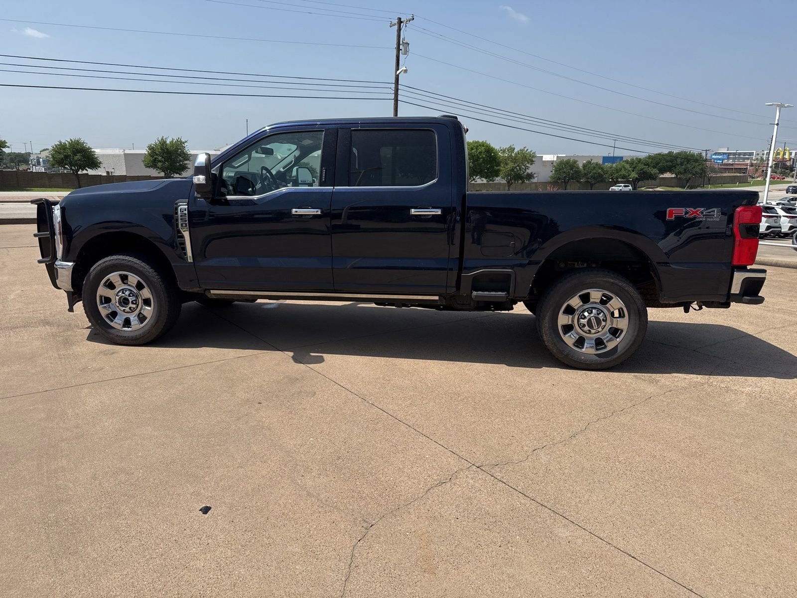 Certified 2024 Ford F250 Lariat w/ Lariat Ultimate Package AWD/4WD image 4