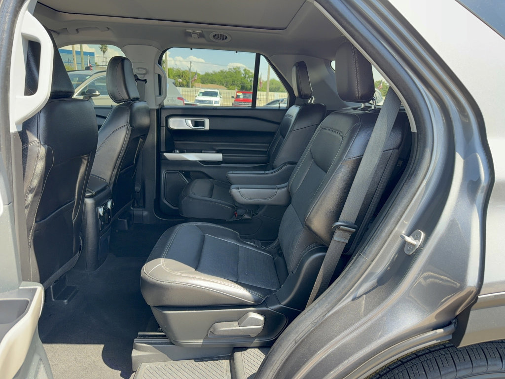 Certified 2023 Ford Explorer Limited w/ Limited Technology Package image 12