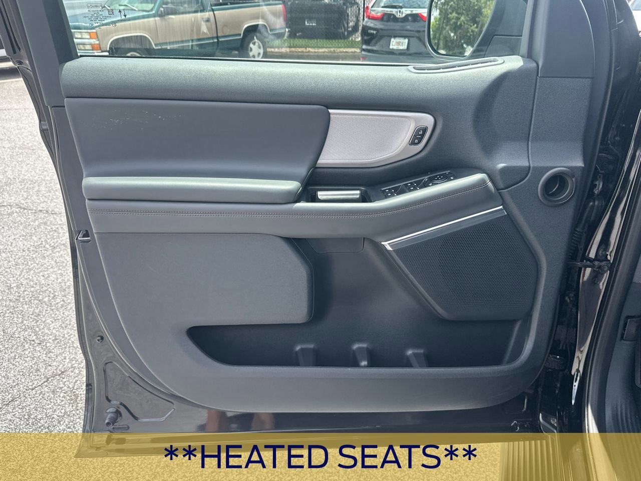Certified 2025 Ford Expedition Max Active AWD/4WD image 11