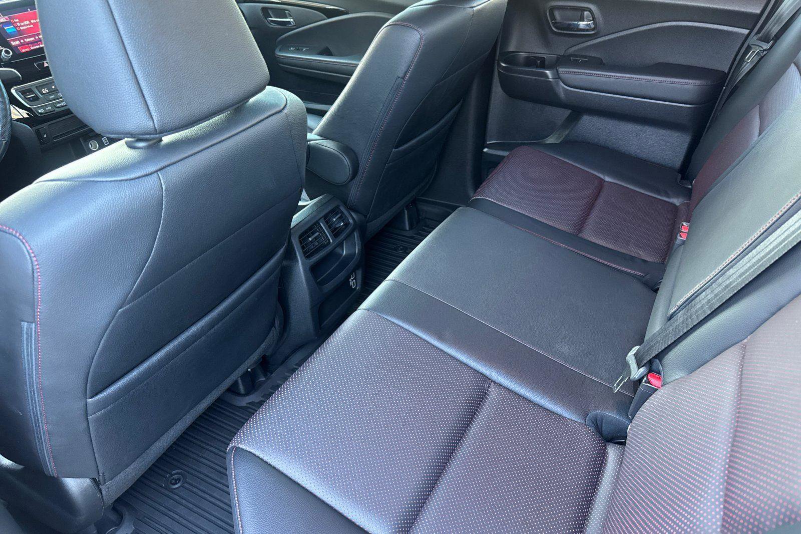 Used 2022 Honda Ridgeline Black Edition image 12