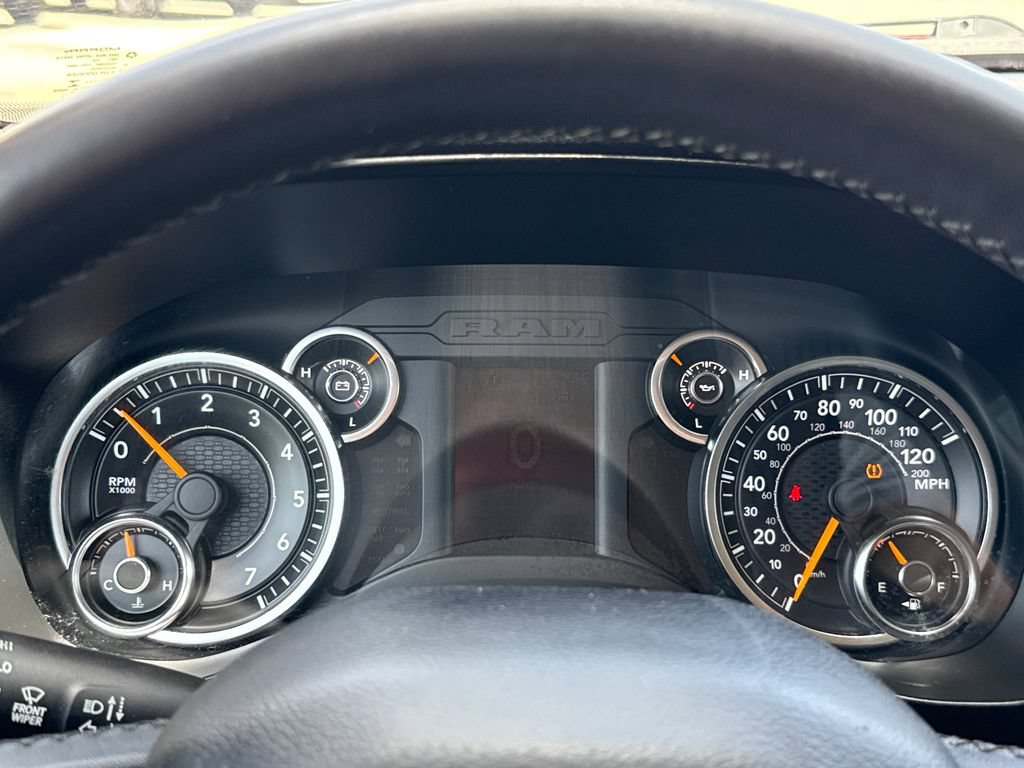 Used 2019 RAM 1500 Big Horn RWD image 17