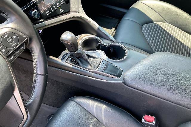 Used 2022 Toyota Camry SE FWD image 17