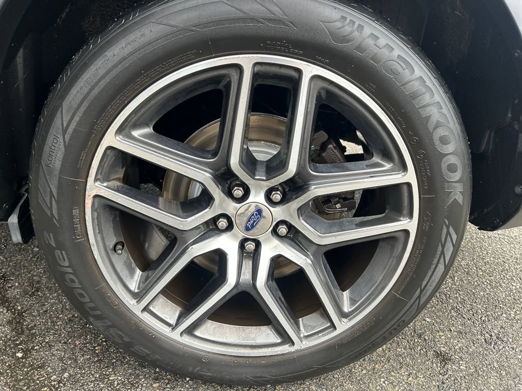 Certified 2017 Ford Explorer Sport w/ Equipment Group 401A image 13