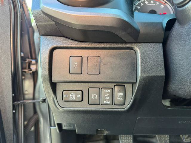 Used 2021 Toyota Tacoma TRD Sport AWD/4WD image 15