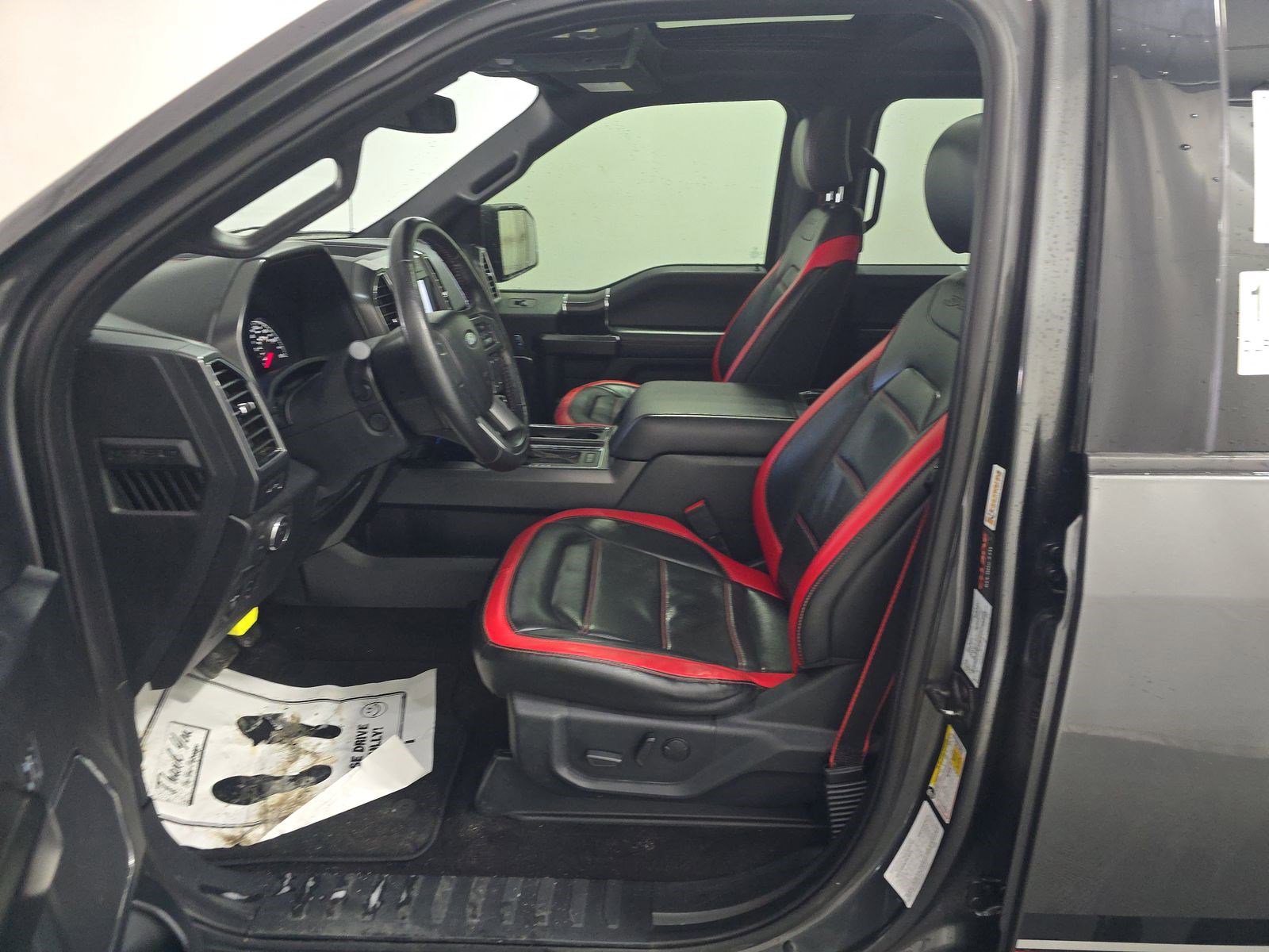 Certified 2019 Ford F150 Lariat w/ Equipment Group 502A Luxury AWD/4WD image 7