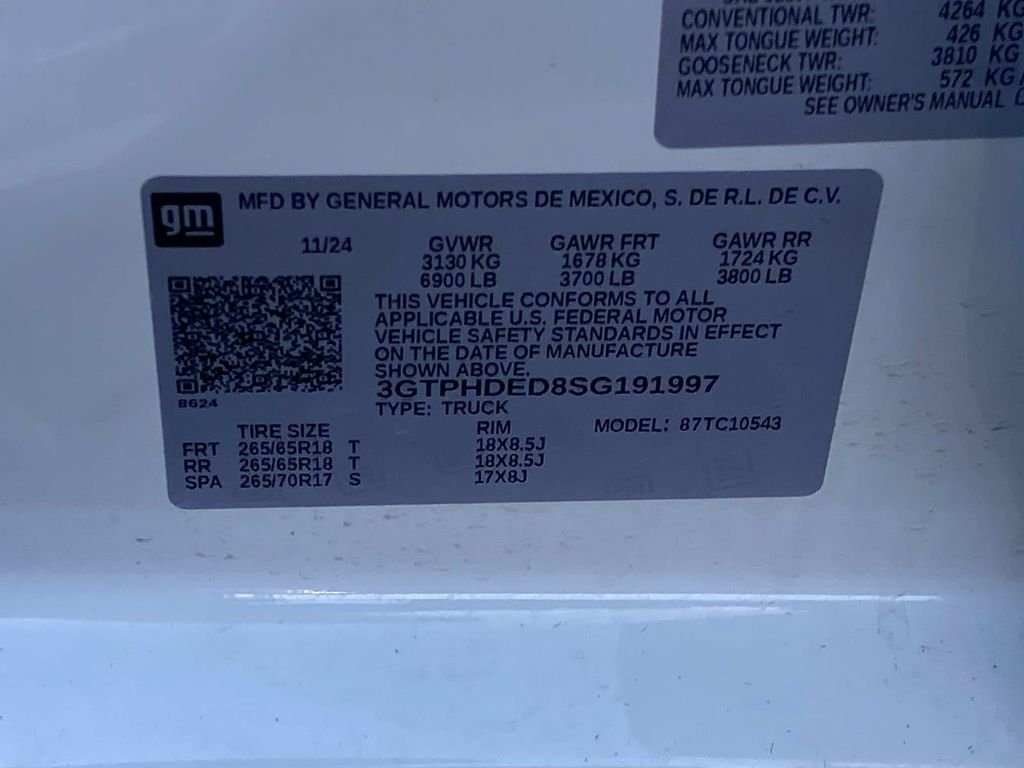 Used 2025 GMC Sierra 1500 SLT RWD image 23