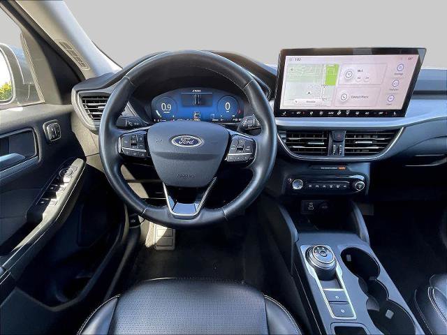 Certified 2024 Ford Escape Platinum AWD/4WD image 10