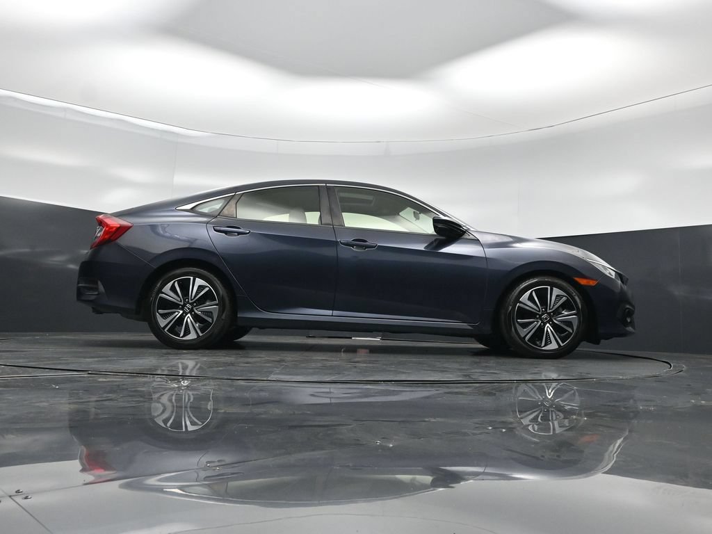Used 2018 Honda Civic EX-T image 42