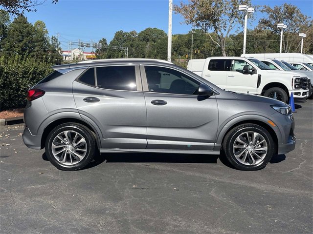Used 2021 Buick Encore GX Select w/ Sport Touring Package image 12