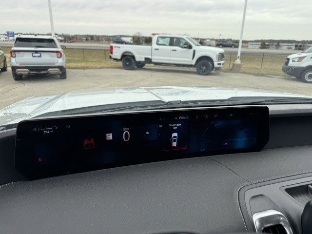 Certified 2025 Ford Expedition Max Platinum image 13