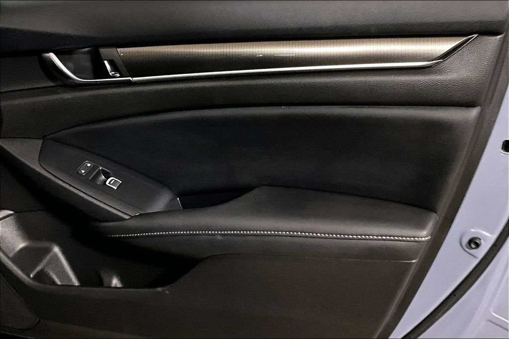 Used 2022 Honda Accord Sport image 19