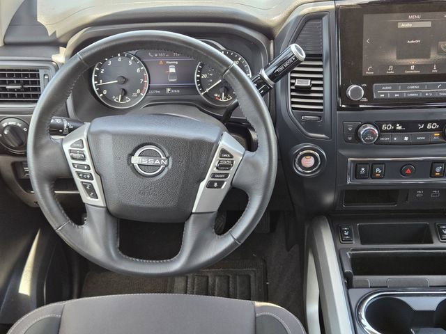 Used 2024 Nissan Titan SV w/ SV Convenience Package RWD image 25