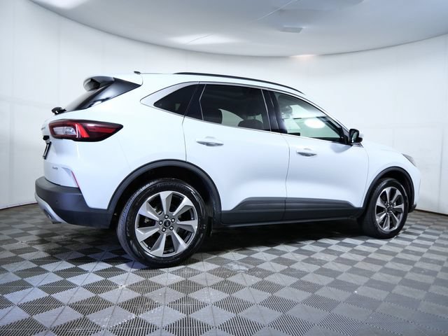Certified 2025 Ford Escape Platinum AWD/4WD image 6