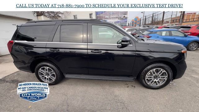 Certified 2025 Ford Expedition Active AWD/4WD image 4