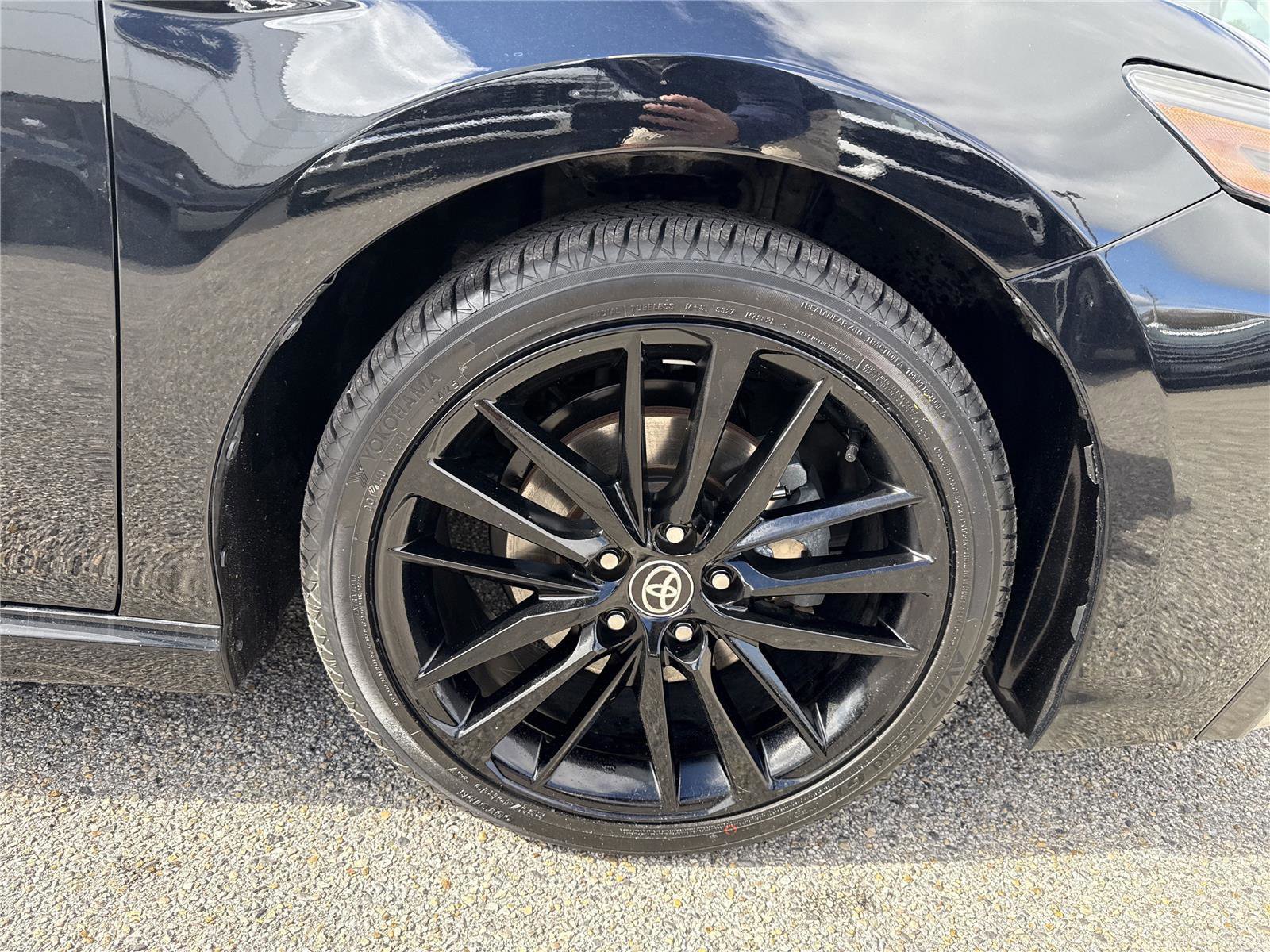 Used 2021 Toyota Camry XSE image 16