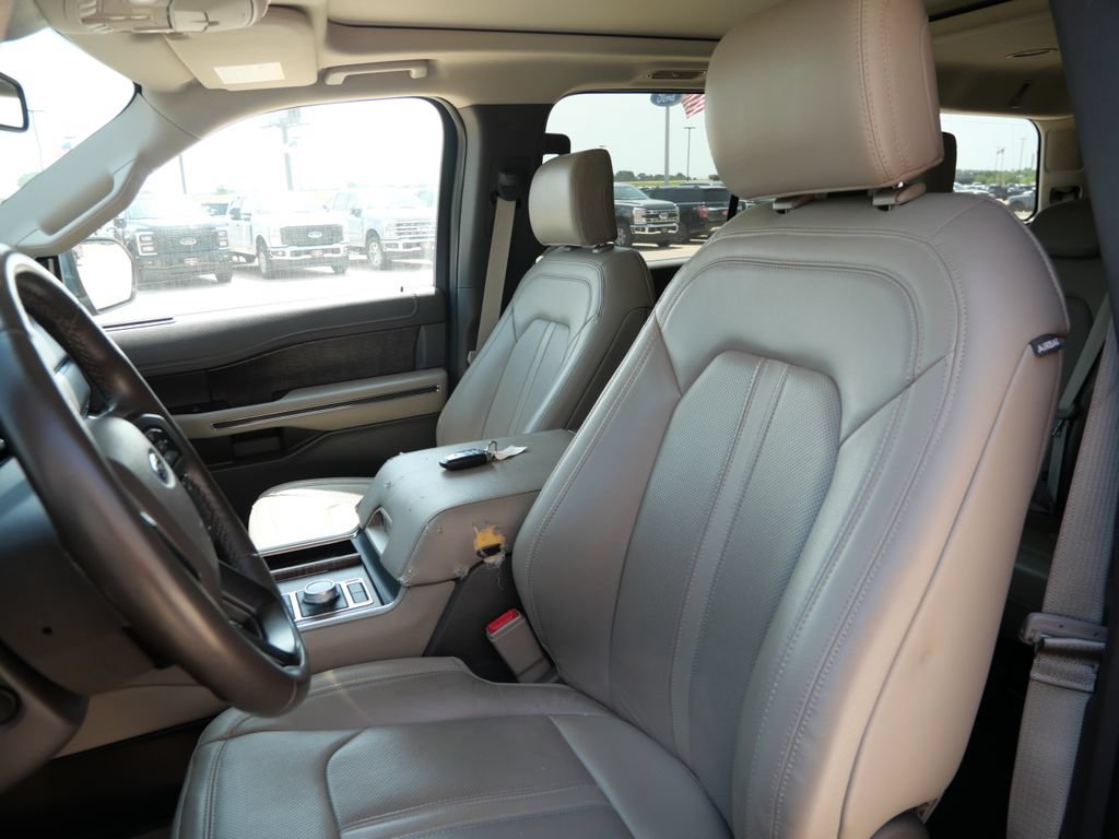 Certified 2020 Ford Expedition Limited w/ Equipment Group 302A AWD/4WD image 17
