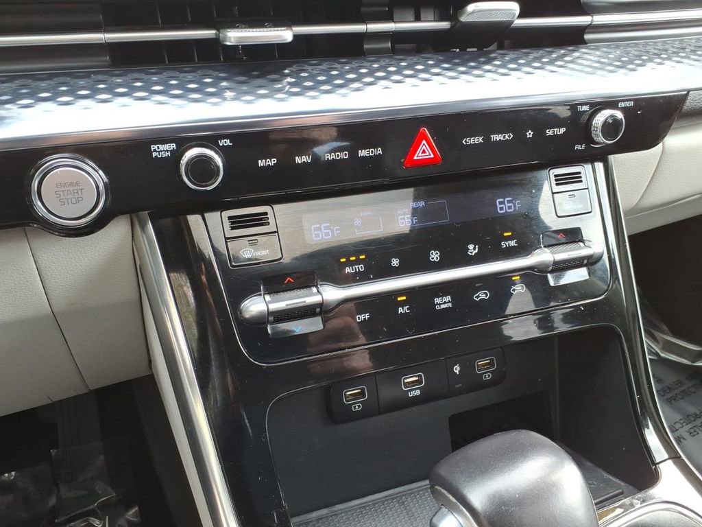 Used 2023 Kia Carnival SX Prestige FWD image 29