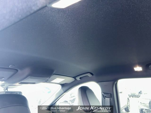 Certified 2025 Ford Escape ST-Line w/ Cold Weather Package image 33