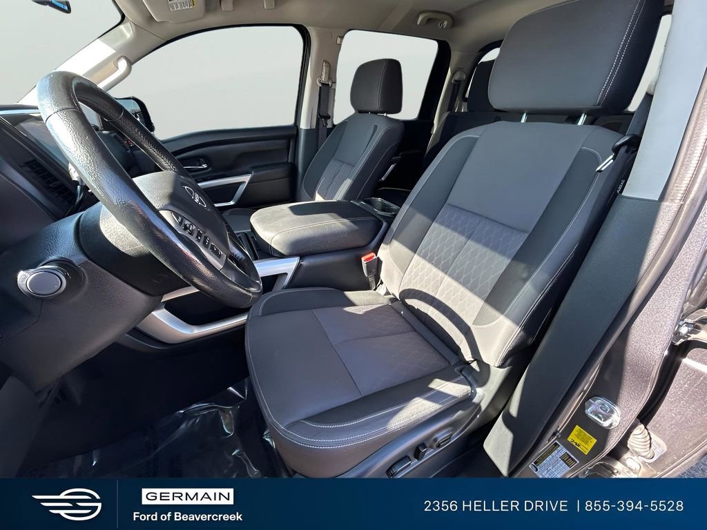 Used 2023 Nissan Titan SV w/ SV Convenience Package image 15