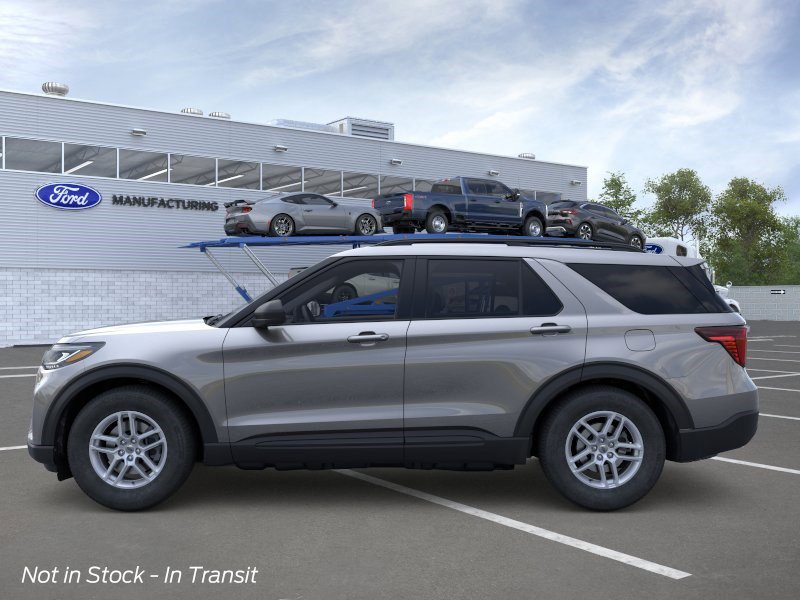Certified 2026 Ford Explorer Active RWD image 6