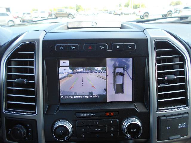 Certified 2021 Ford F250 Platinum w/ FX4 Off-Road Package AWD/4WD image 13