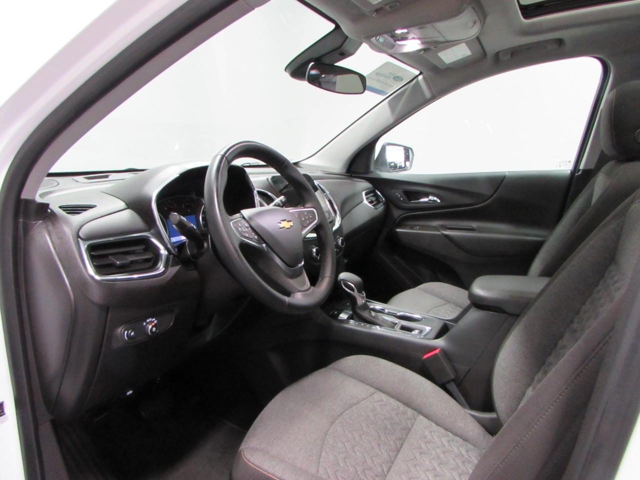 Used 2024 Chevrolet Equinox LT AWD/4WD image 13