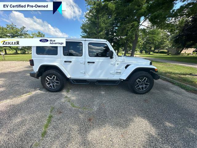 Used 2024 Jeep Wrangler Unlimited Sahara AWD/4WD image 8