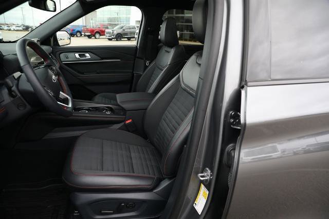 Certified 2025 Ford Explorer ST-Line w/ Premium Package image 23