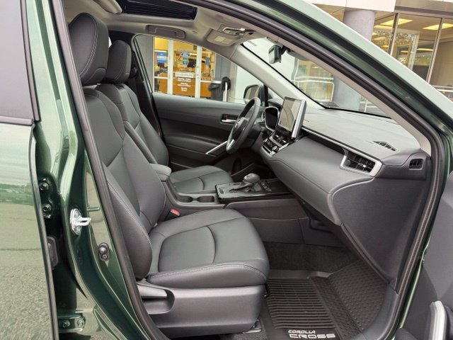 Used 2026 Toyota Corolla Cross XLE w/ Convenience Package AWD/4WD image 35
