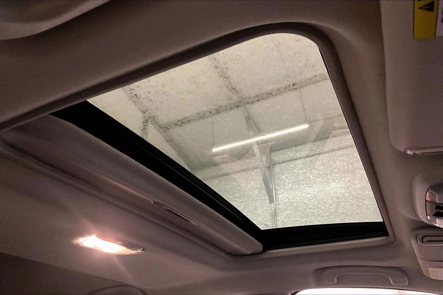 Used 2024 Subaru Crosstrek 2.5i Limited w/ Crosstrek Mirror Package image 21