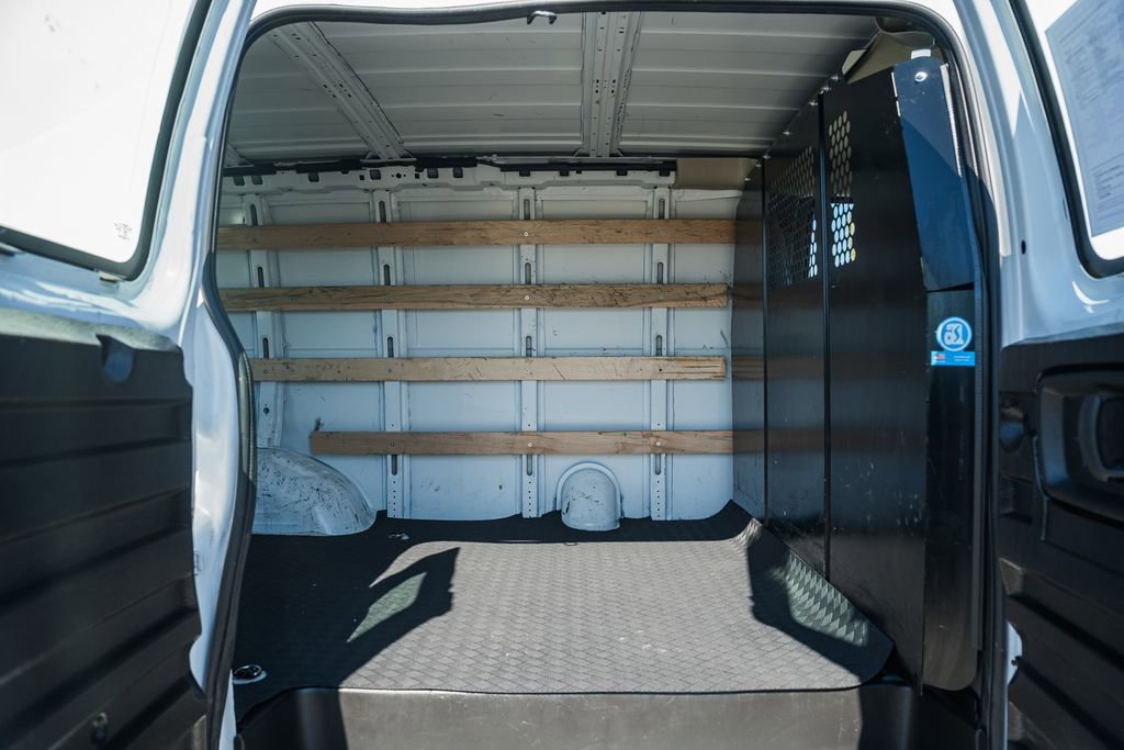 Used 2024 GMC Savana 2500 w/ Driver Convenience Package image 23