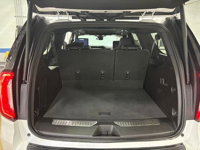 Used 2023 GMC Yukon XL Denali w/ Denali Reserve Package image 26