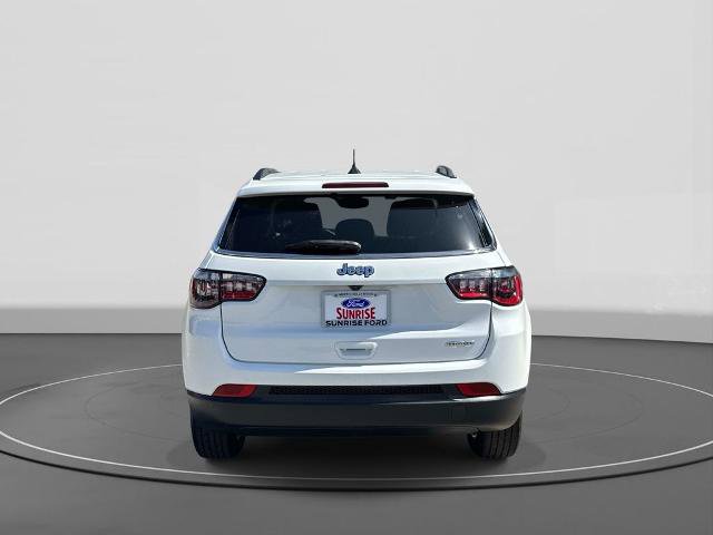 Used 2022 Jeep Compass Latitude FWD image 6