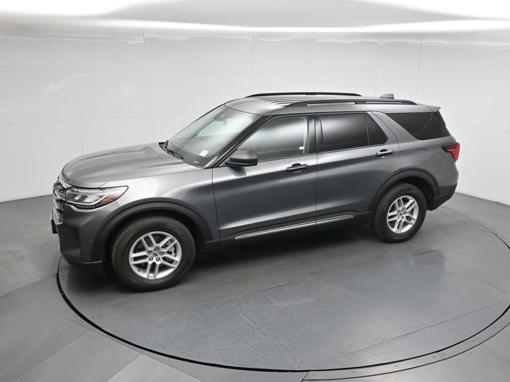 Certified 2025 Ford Explorer Active AWD/4WD image 43