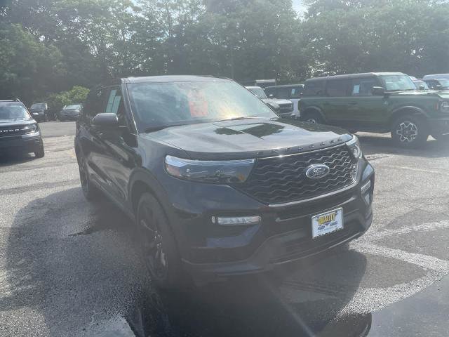 Certified 2022 Ford Explorer ST w/ Equipment Group 401A image 5