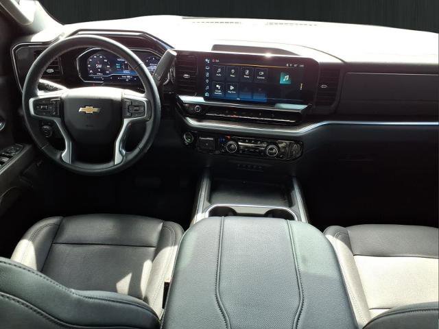 Used 2024 Chevrolet Silverado 2500 LTZ w/ LTZ Premium Package image 23