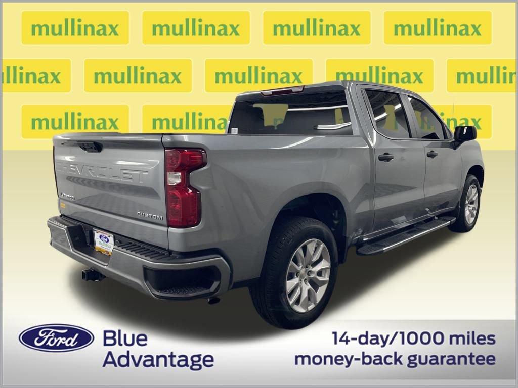 Used 2024 Chevrolet Silverado 1500 Custom image 3