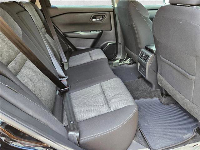 Used 2025 Nissan Rogue SV image 19