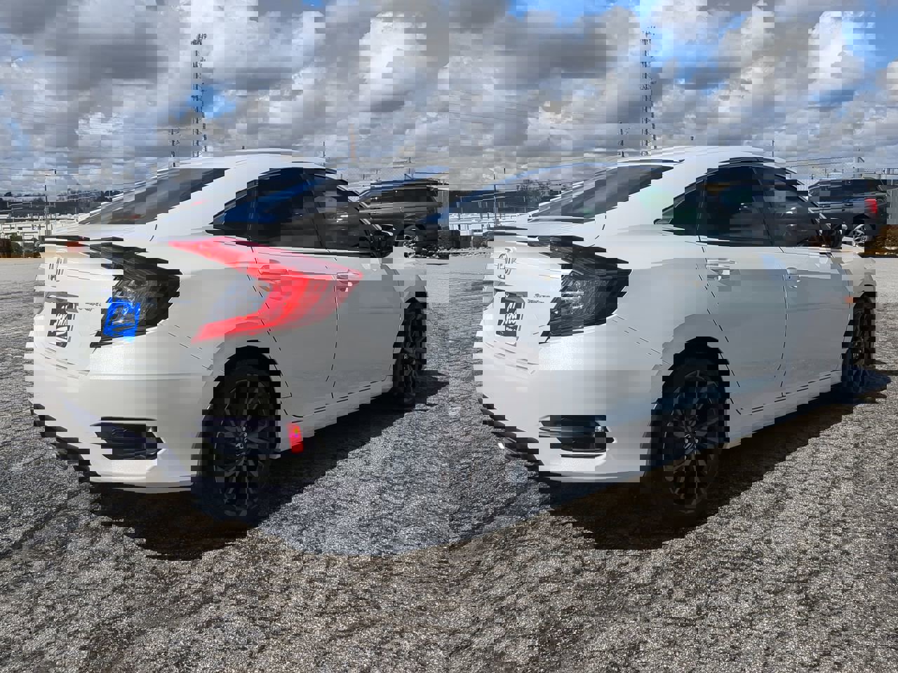 Used 2019 Honda Civic Sport image 4