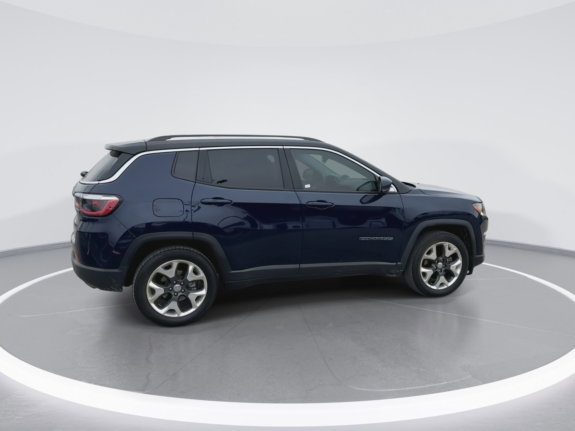 Used 2018 Jeep Compass Limited w/ Navigation Group image 6