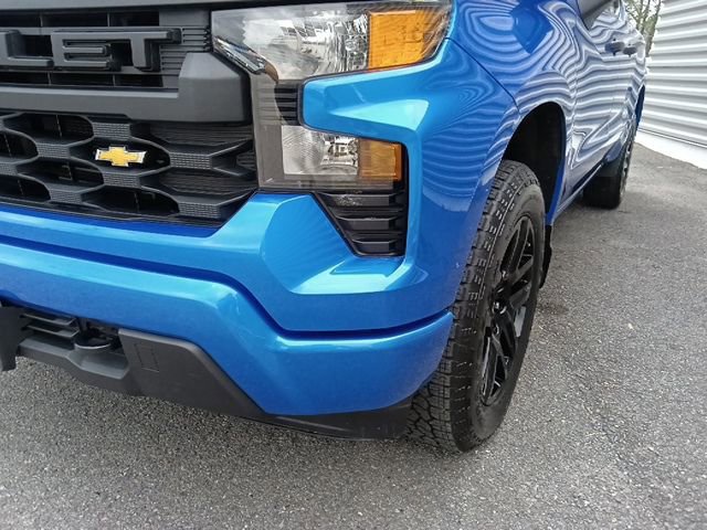 Used 2025 Chevrolet Silverado 1500 Custom w/ Turbomax Blackout Package image 9