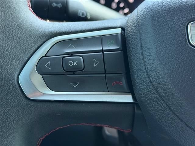 Used 2024 Jeep Compass Trailhawk AWD/4WD image 23