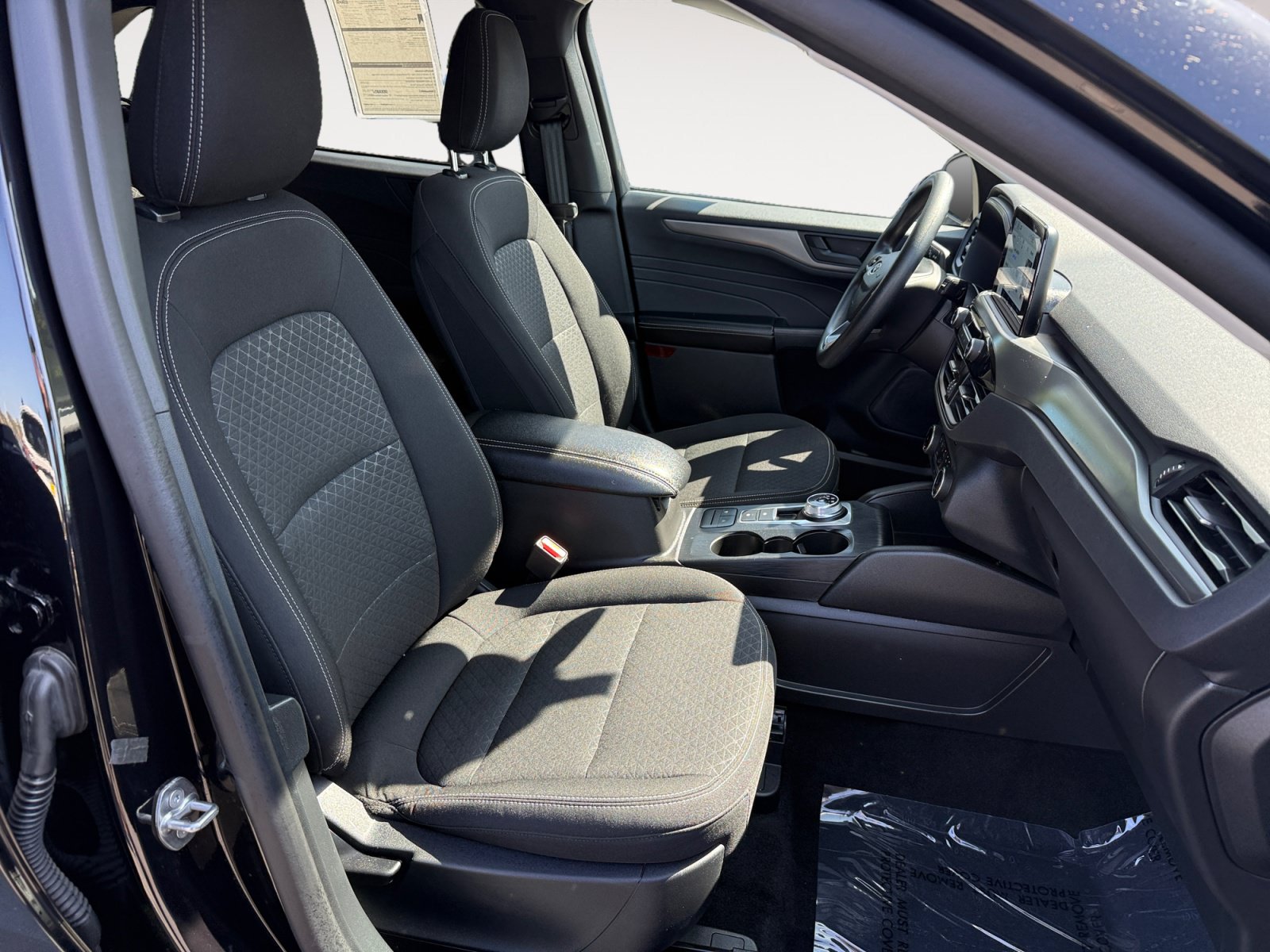 Certified 2025 Ford Escape Active AWD/4WD image 19