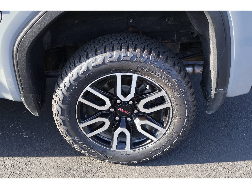 Used 2024 GMC Sierra 1500 AT4 w/ Technology Package AWD/4WD image 20