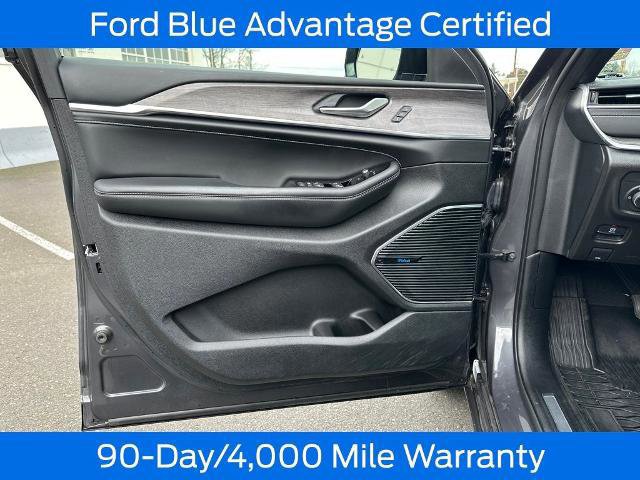 Used 2022 Jeep Grand Cherokee Overland image 12