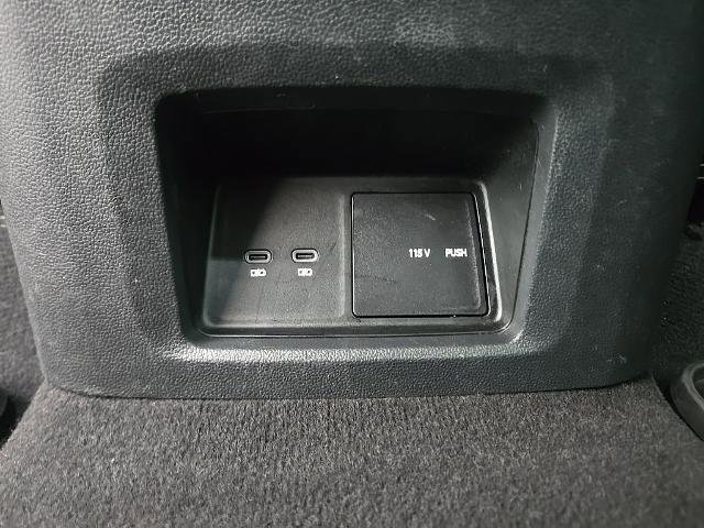 Used 2024 Volkswagen Atlas Cross Sport SE image 40