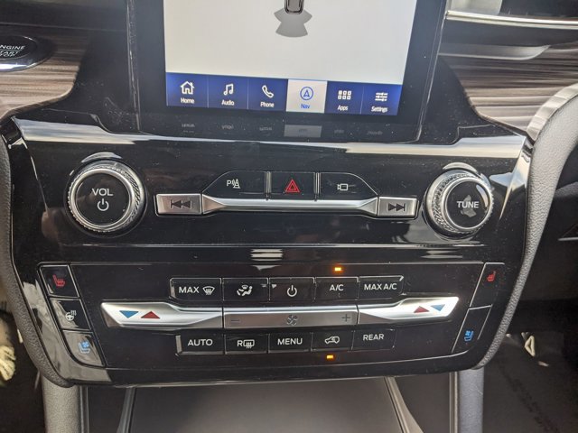 Certified 2022 Ford Explorer Limited w/ Limited Technology Package image 26