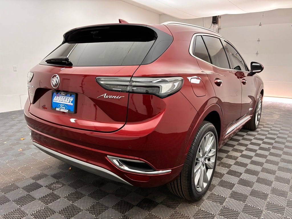 Used 2023 Buick Envision Avenir image 3
